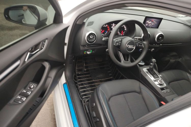 奥迪A3 2020款 Limousine 35 TFSI 时尚型 国VI中控内饰20