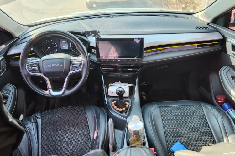 荣威i5 2021款 1.5L 手动铂金版中控内饰12