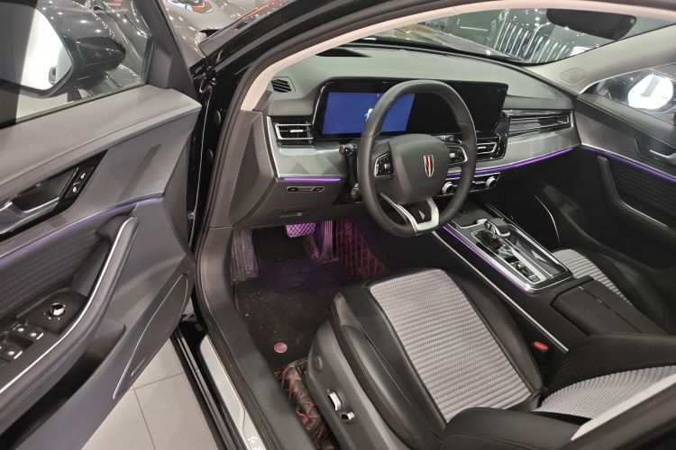 红旗HS5 2023款 2.0T 旗享Pro版中控内饰7003