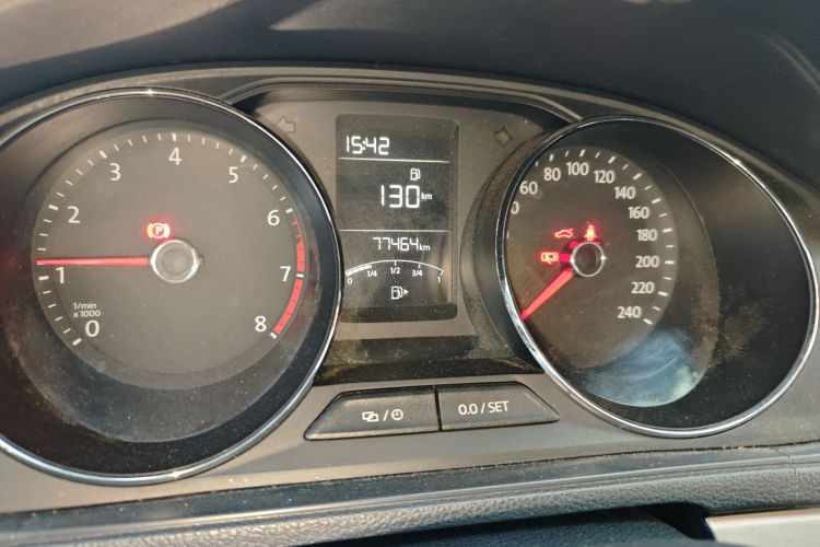 大众 朗逸 2015款 1.6L 手动舒适版中控内饰15