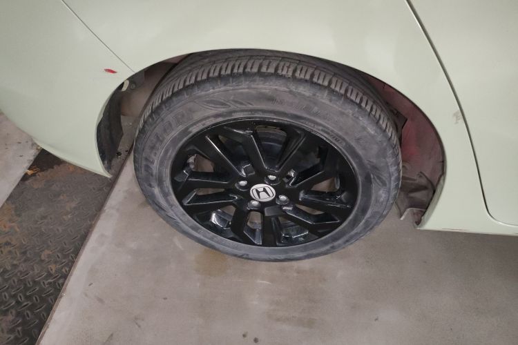 本田 飞度 2018款 1.5L CVT舒适天窗版车身外观6002