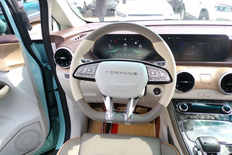 东风风行 风行游艇 2022款 1.5T DCT逐浪版中控内饰13