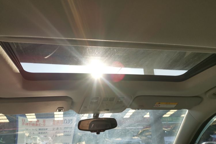 雪佛兰 迈锐宝 2014款 2.0L 自动豪华版中控内饰22