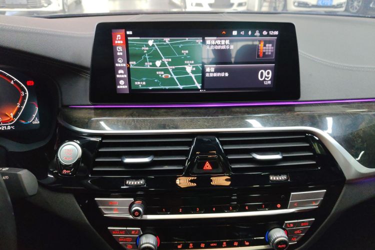 宝马5系 2020款 530Li 领先型 M运动套装中控内饰16