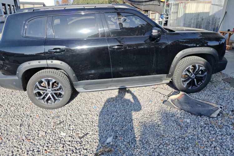 哈弗大狗 2022款 1.5T DCT两驱马犬追猎版车身外观7