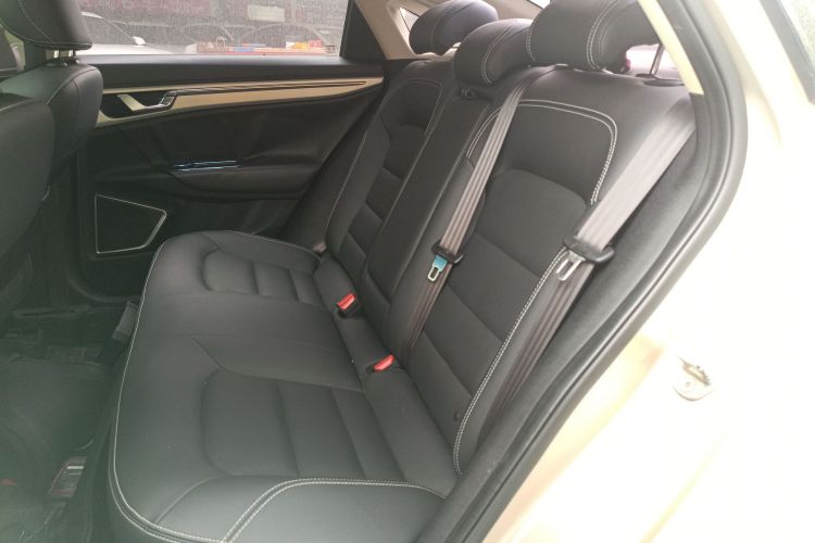 吉利汽车 帝豪GL 2017款 1.3T 手动精英型中控内饰21