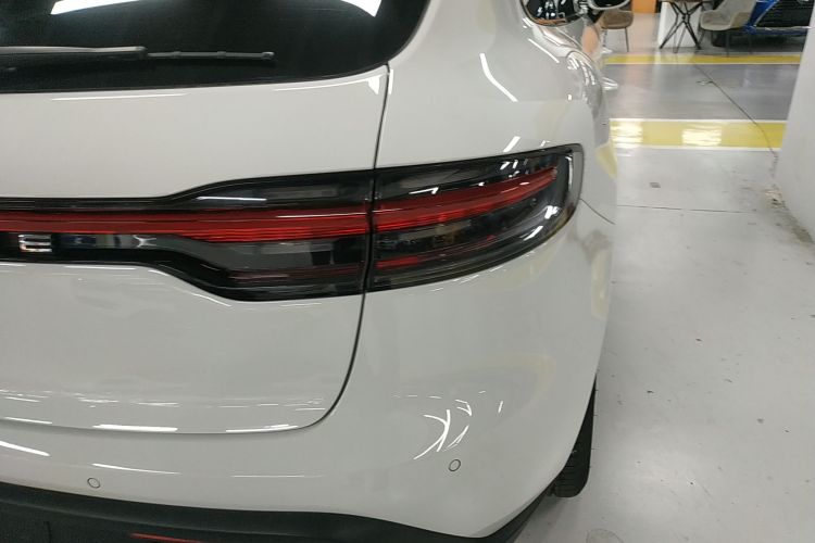 保时捷 2024款 Macan 2.0T车身外观9