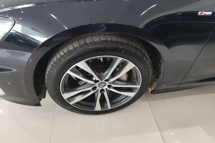 奥迪A6L 2020款 40 TFSI 豪华动感型车身外观6007