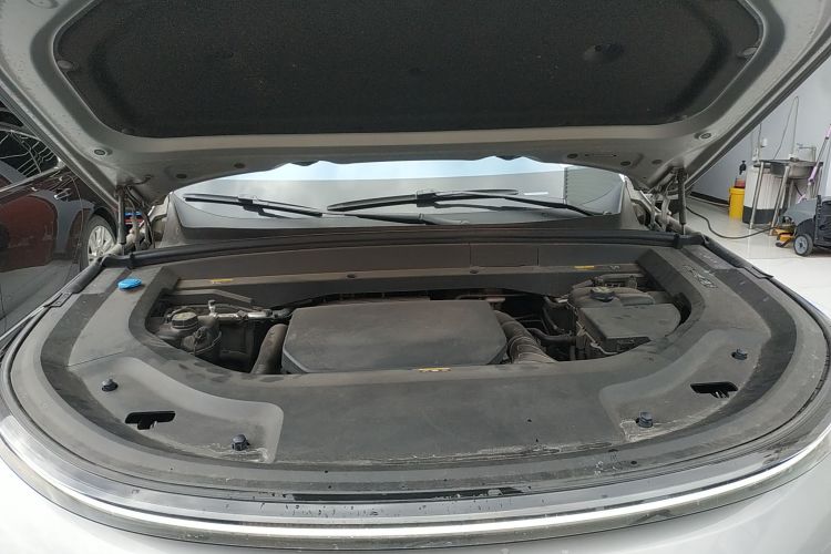 理想汽车 理想L9 2022款 Max机舱底盘24