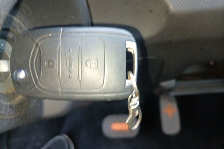 五菱汽车 宏光MINIEV 2022款 轻松款 三元锂中控内饰7001