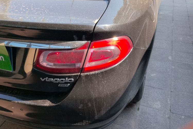 菲亚特 菲翔 2012款 1.4T 自动劲享版车身外观9