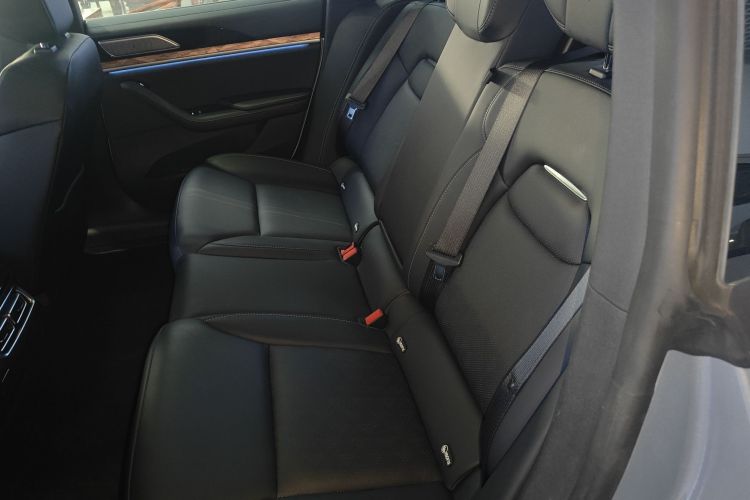 哪吒汽车 哪吒S 2024款 增程 1060版中控内饰21