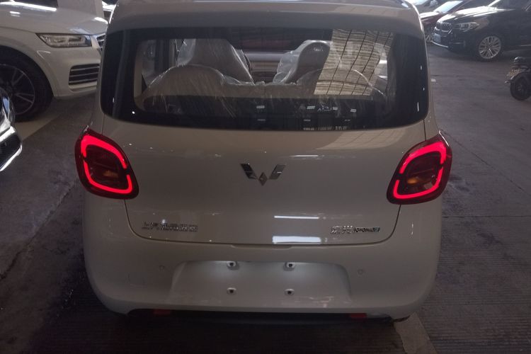 五菱汽车 宏光MINIEV 2025款 四门版 进阶款车身外观6