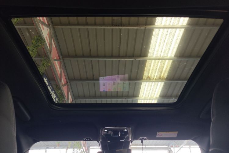 领克01 2021款 2.0TD 四驱暗夜版中控内饰22