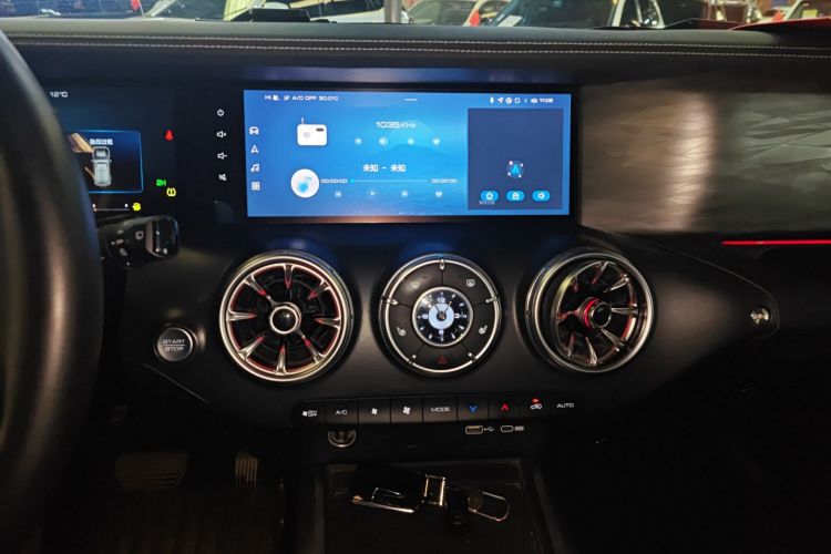 坦克300 2024款 2.0T 挑战者中控内饰16