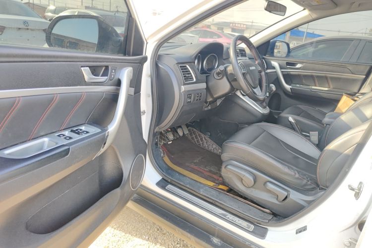 哈弗M6 2018款 1.5T 手动两驱精英型中控内饰20