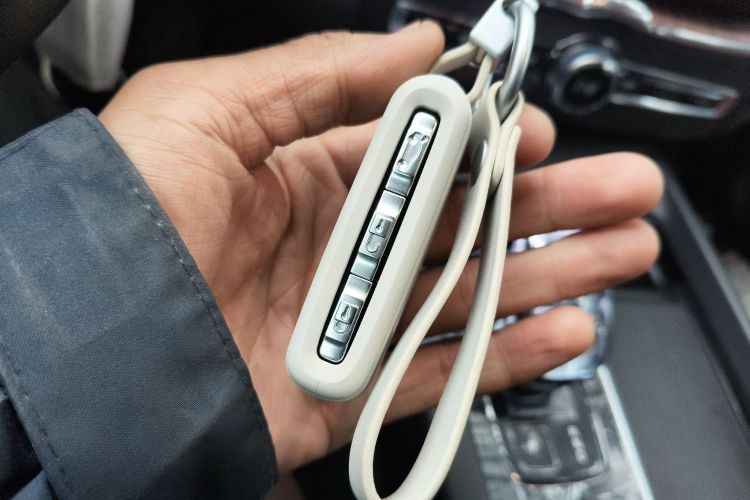 沃尔沃XC60 2025款 B5 四驱智远豪华版中控内饰11