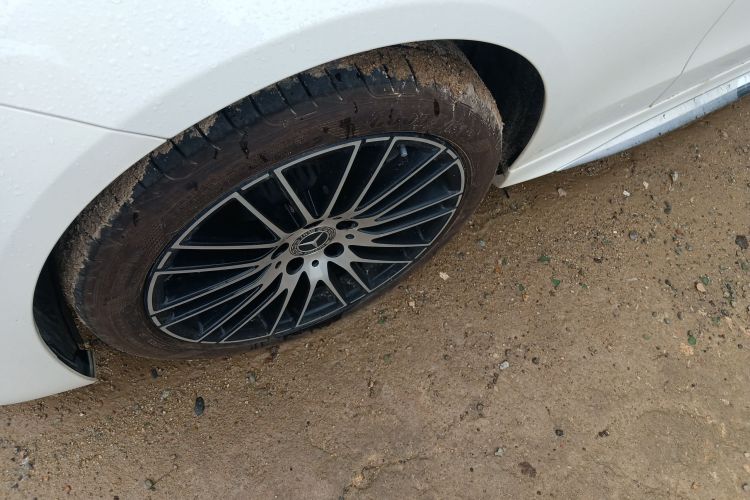 奔驰C级 2025款 C 200 L 运动版车身外观6007