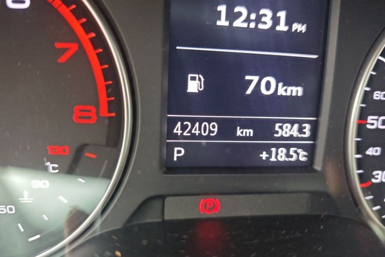 奥迪A3 2017款 Sportback 35 TFSI 进取型中控内饰15