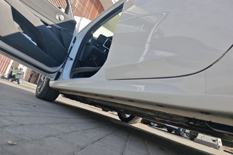 现代 伊兰特 2023款 1.5L CVT GLX精英版局部细节9002