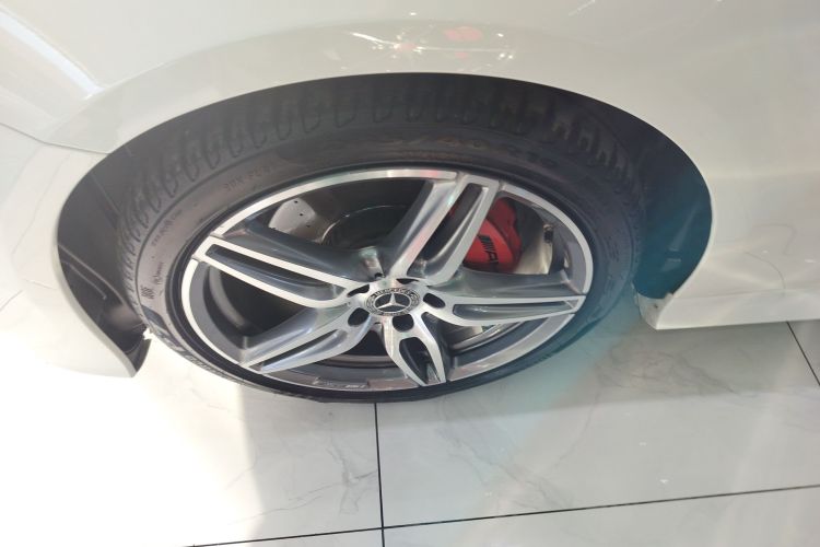 奔驰E级(进口) 2020款 E 260 4MATIC 轿跑车车身外观6007