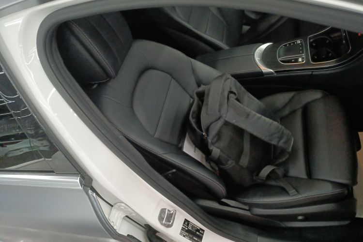 奔驰C级 2020款 改款 C 200 L 时尚型运动版局部细节41