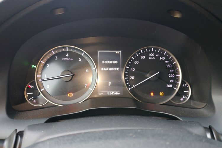 雷克萨斯ES 2015款 200 精英版中控内饰14