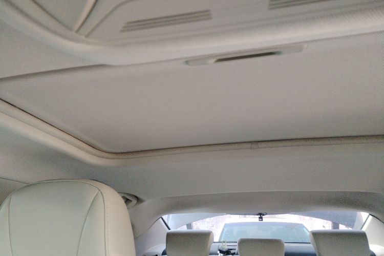 红旗H5 2018款 30TD 智联韵动版中控内饰22