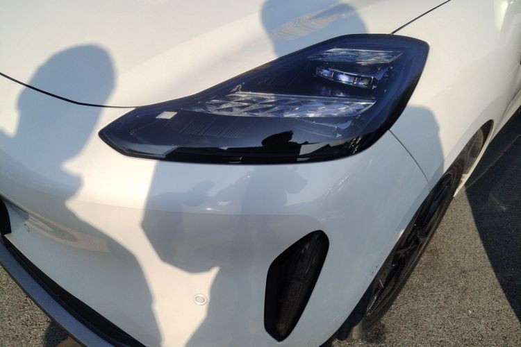 昊铂HT 2023款 670 后驱特高压NDA版局部细节36