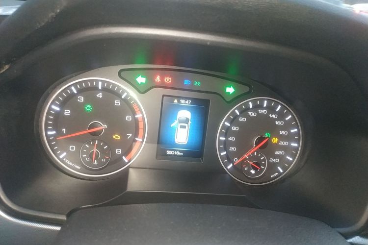 哈弗H6 2019款 运动版 1.5T 手动两驱精英型 国VI中控内饰14