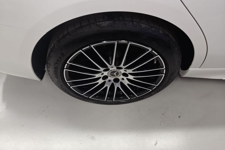 奔驰C级 2022款 改款 C 260 L 运动版车身外观6007