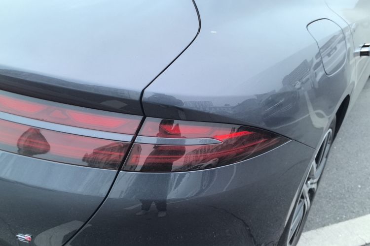 腾势Z9 2024款 1100km 四驱Max版车身外观9