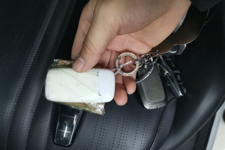 吉利银河 银河L7 2024款 1.5T 115km MAX  龙腾版中控内饰11