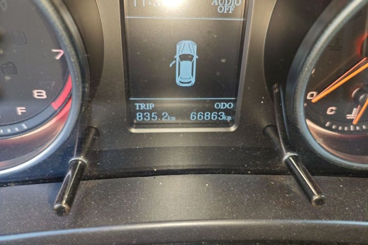 汉腾汽车 汉腾X7 2016款 1.5T 手动尊享型中控内饰15