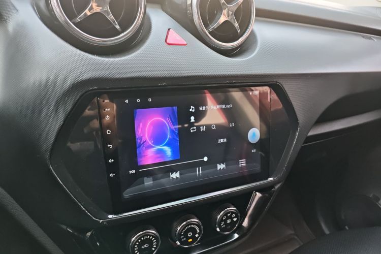 东南DX3 2016款 1.5T CVT旗舰型中控内饰16
