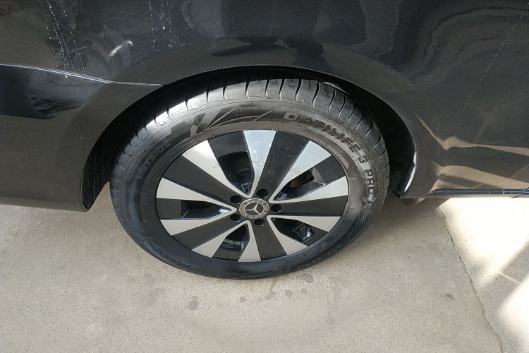 奔驰 威霆 2021款 2.0T 商务版 7座车身外观6008