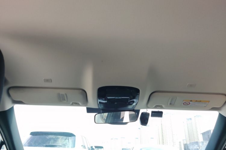 雷克萨斯RZ 2023款 450e 四驱纵行版局部细节22