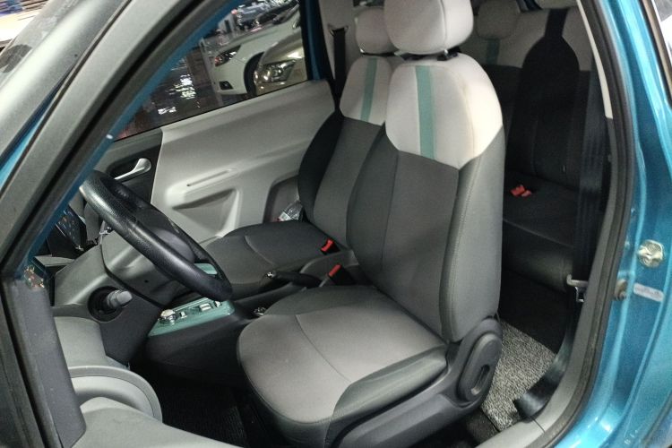 长安启源 长安Lumin 2022款 210km 香甜款中控内饰19