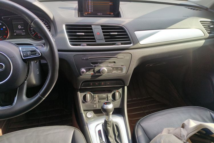 奥迪Q3 2016款 30 TFSI 风尚型局部细节16