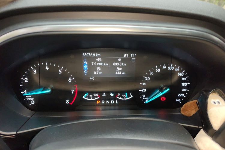 福特 福克斯 2020款 三厢 EcoBoost 180 自动锋潮型中控内饰14