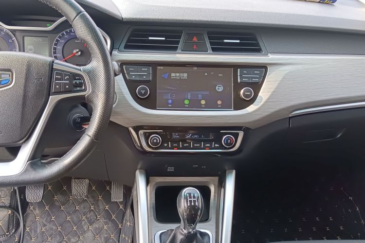 吉利汽车 远景X3 2017款 1.5L 手动精英型中控内饰16