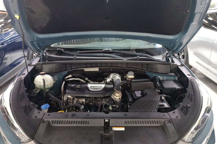 现代 途胜 2015款 1.6T 双离合两驱智能型局部细节24