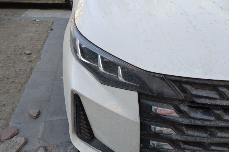 广汽传祺 传祺M6 2021款 PRO 270T DCT尊享版车身外观8