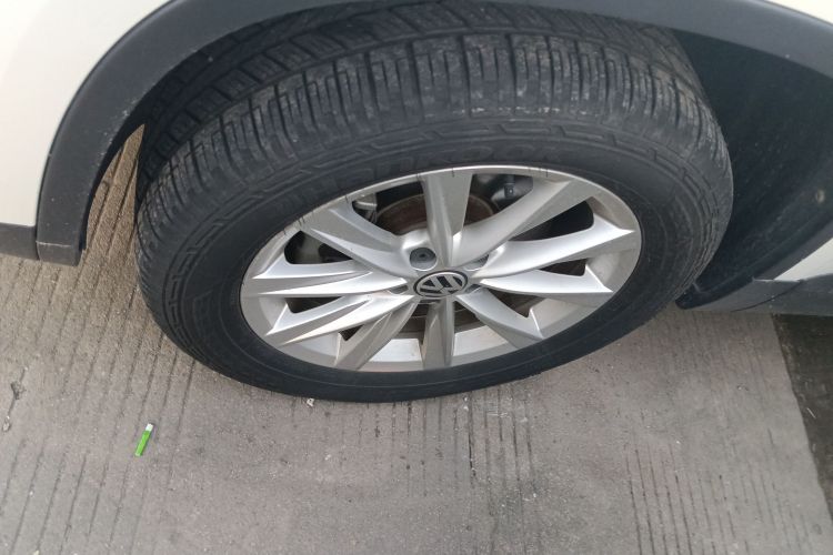 大众 途观 2016款 280TSI 自动两驱丝绸之路风尚版车身外观35