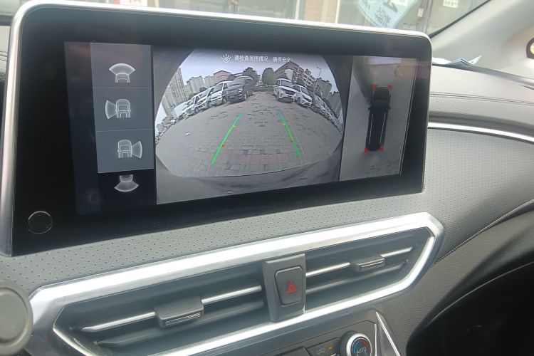 上汽大通MAXUS 大通G50 2020款 1.5T 自动豪华版中控内饰16