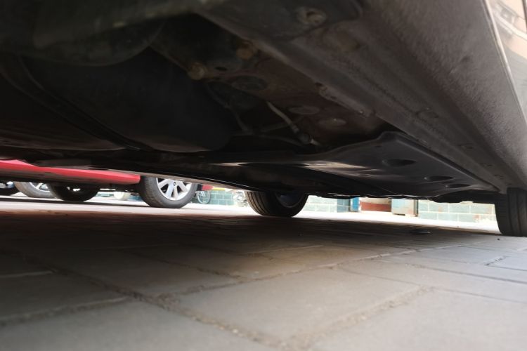 大众 帕萨特 2015款 1.8TSI DSG御尊版局部细节9002