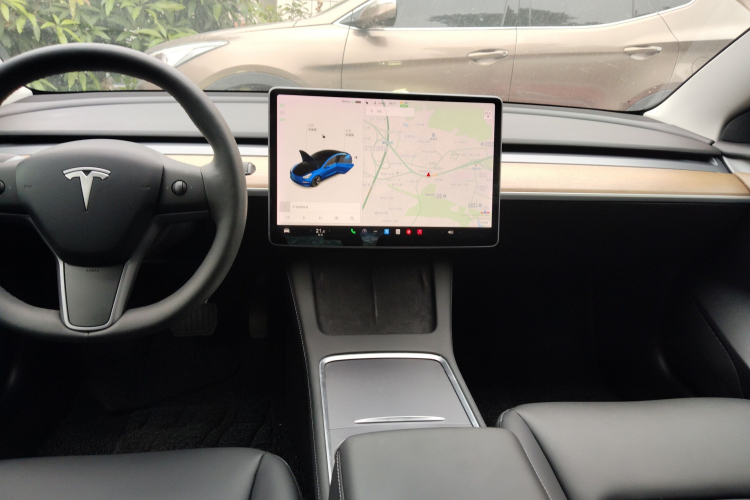 特斯拉 Model 3 2021款 标准续航后驱升级版中控内饰7002