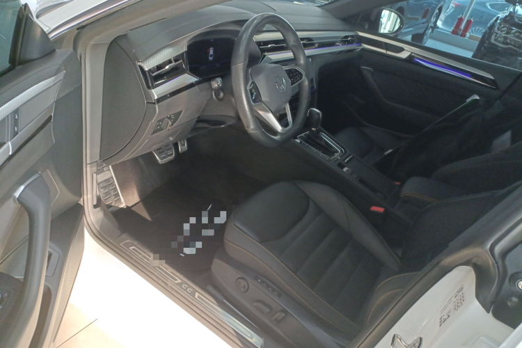 一汽-大众CC 2024款 380TSI 夺目版中控内饰20