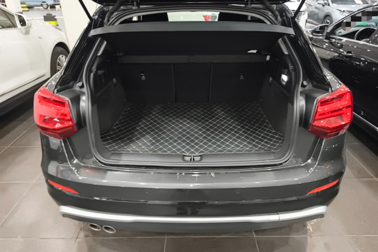 奥迪Q2L 2021款 35 TFSI 进取动感型局部细节23
