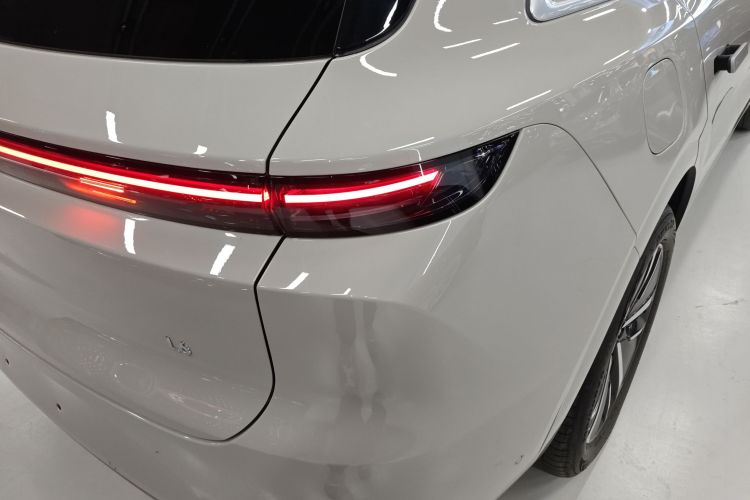 理想汽车 理想L6 2024款 Pro车身外观9